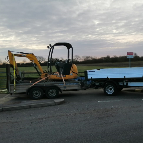 Mini Digger and driver Hire Braintree